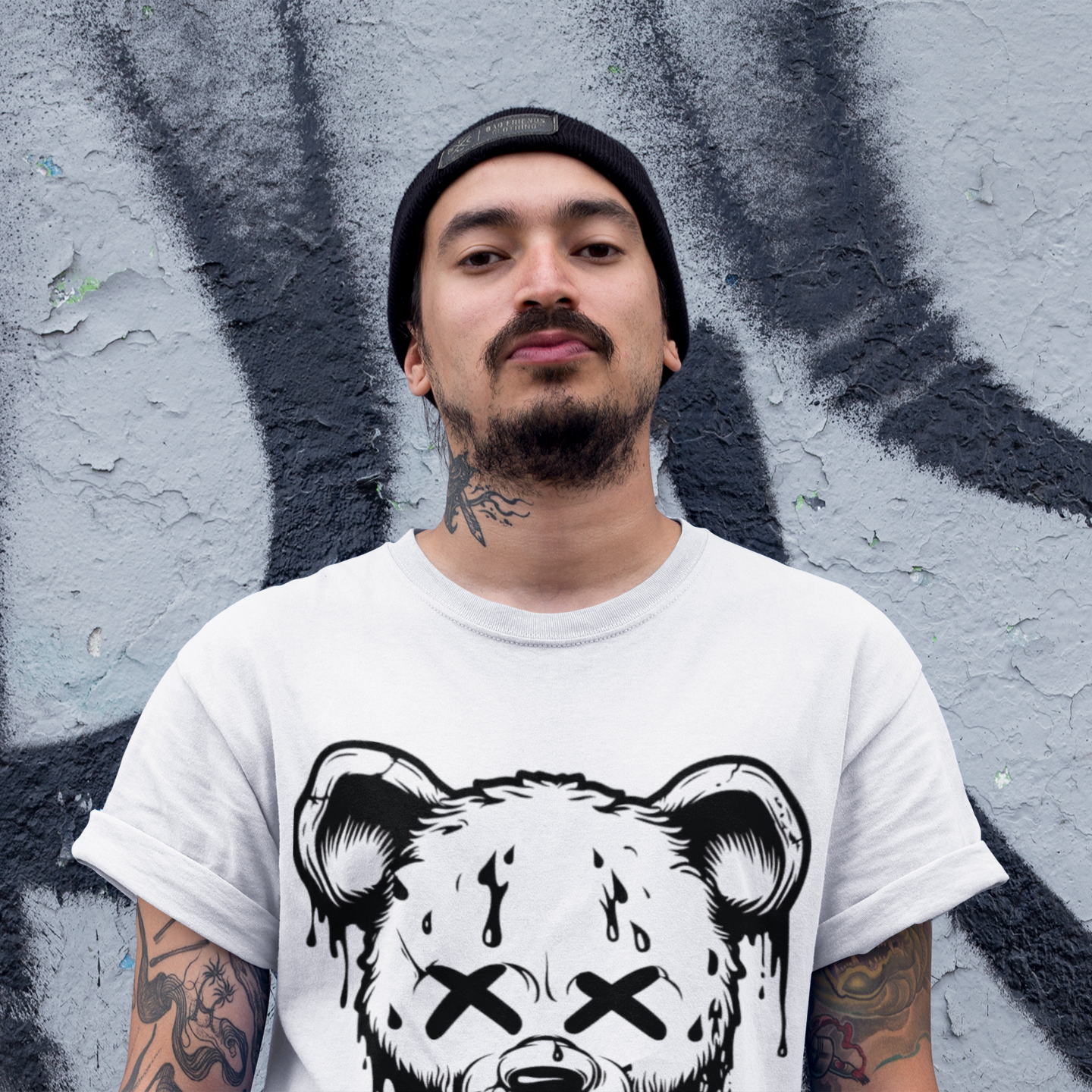 Grunge Bear Tee - Vintage Style Graphic T-Shirt for Casual Wear - VYBE