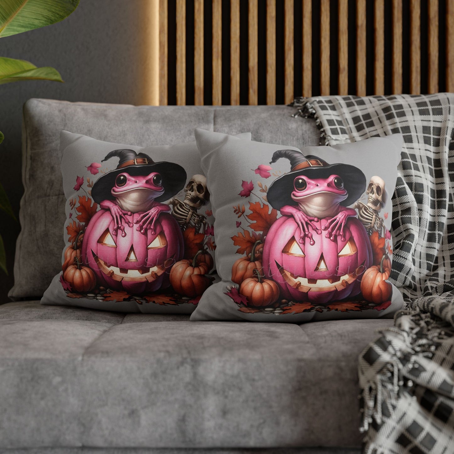 Halloween Frog Pillowcase – Spooky Home Decor for Cozy Autumn Accents and Witchy Gifts - VYBE Shop