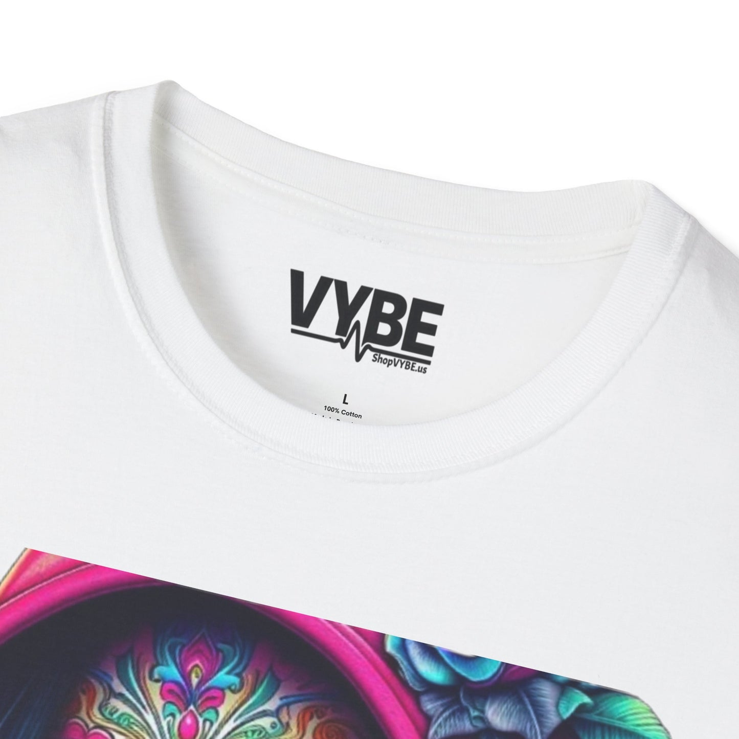 Vibrant Day of the Dead T-Shirt for Celebrating Life and Tradition