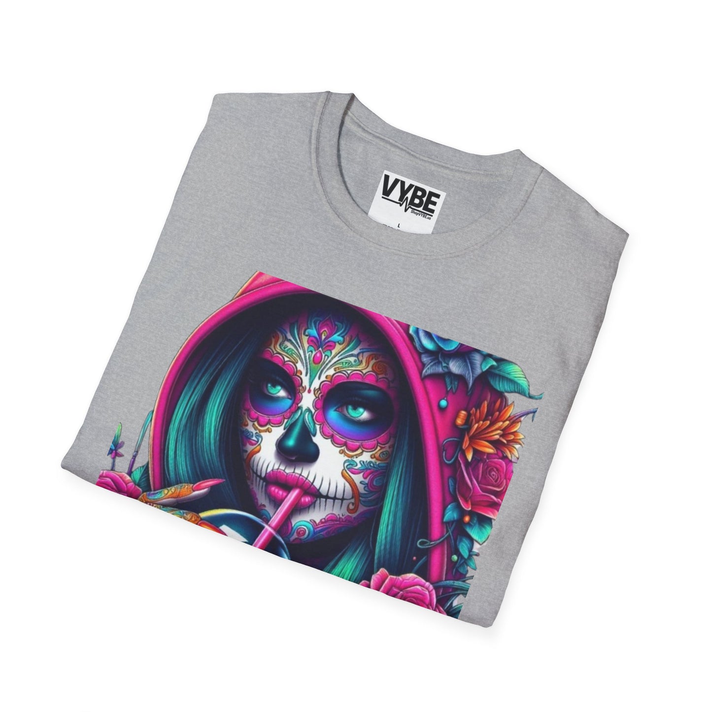 Vibrant Day of the Dead T-Shirt for Celebrating Life and Tradition