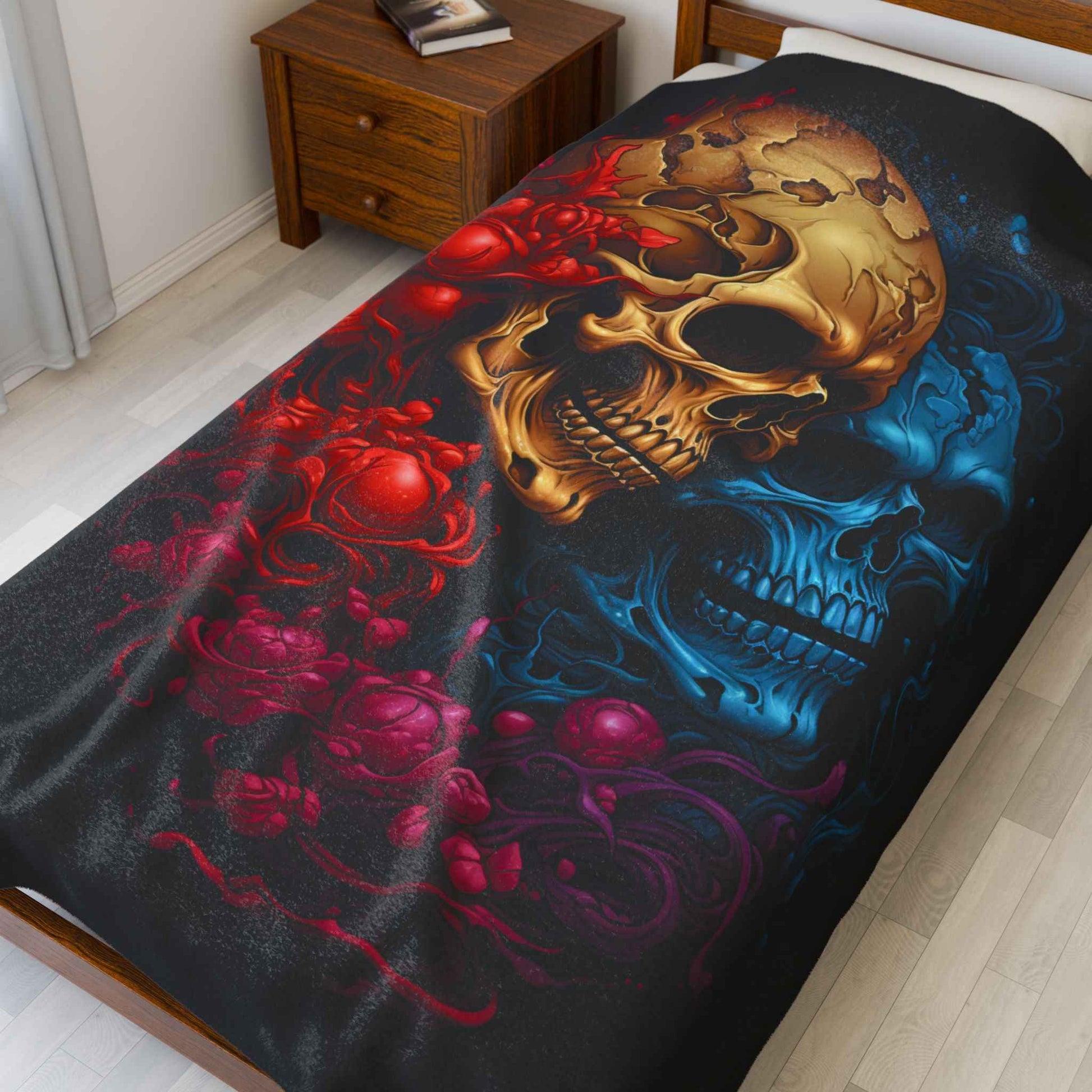 Skull Plush Blanket | Cozy Gothic Decor for Halloween and Home Throw