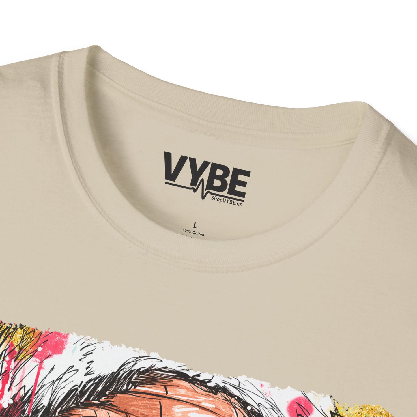 Festive Santa Graphic T-Shirt - VYBE