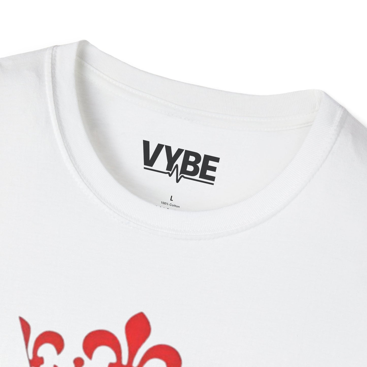Queen Of Hearts T-Shirt - VYBE Shop