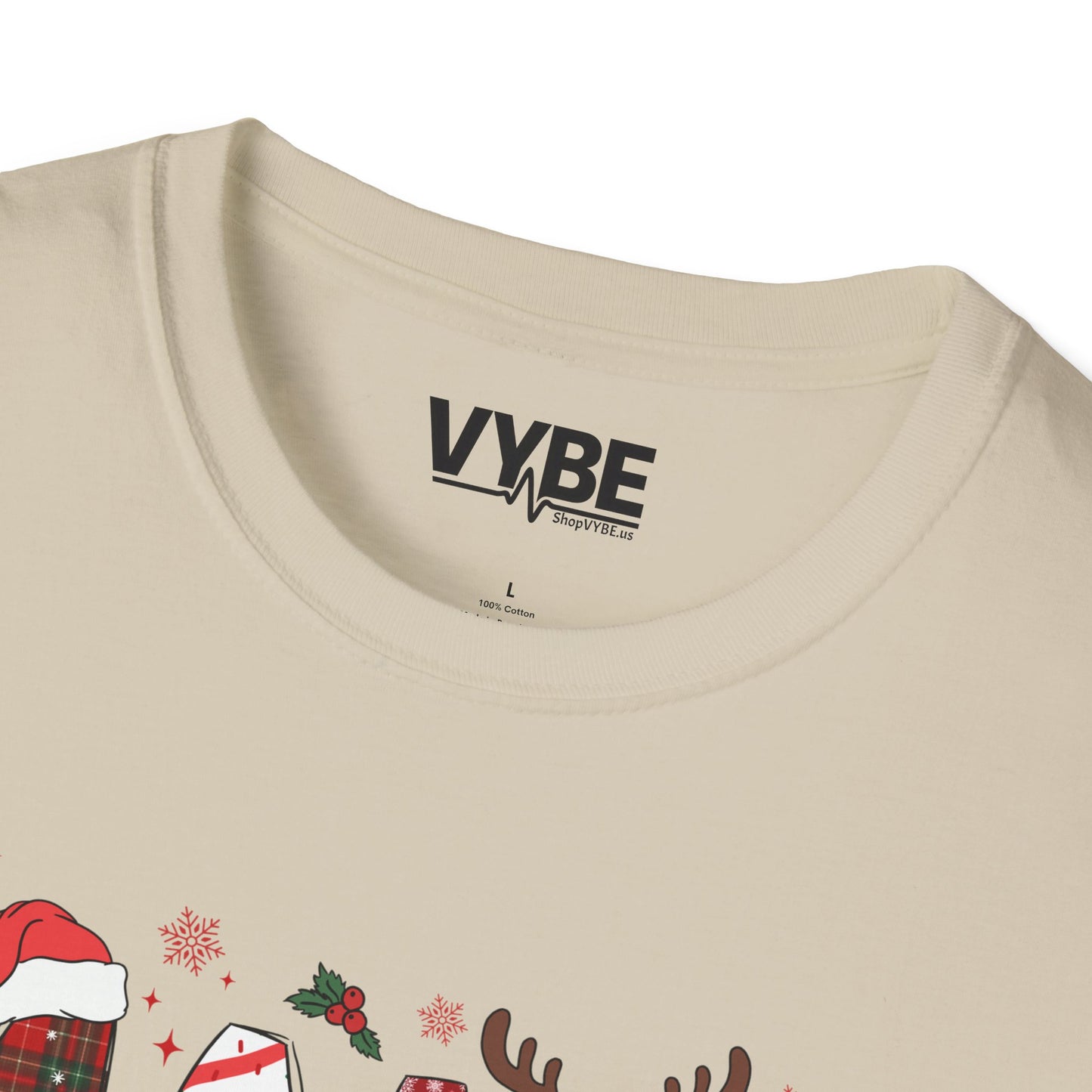 Christmas Mama T-Shirt - VYBE