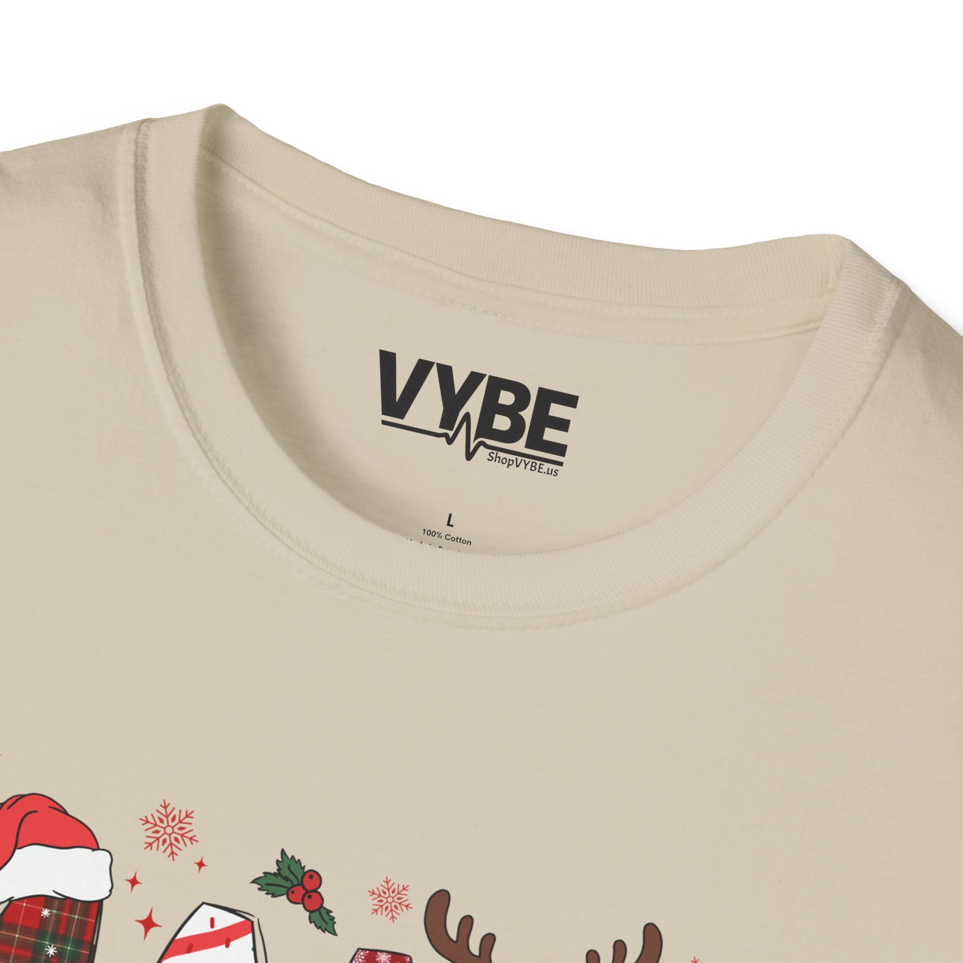 Christmas Mama T-Shirt - VYBE