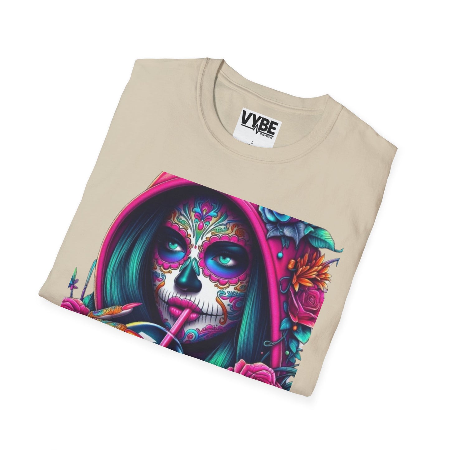 Vibrant Day of the Dead T-Shirt for Celebrating Life and Tradition