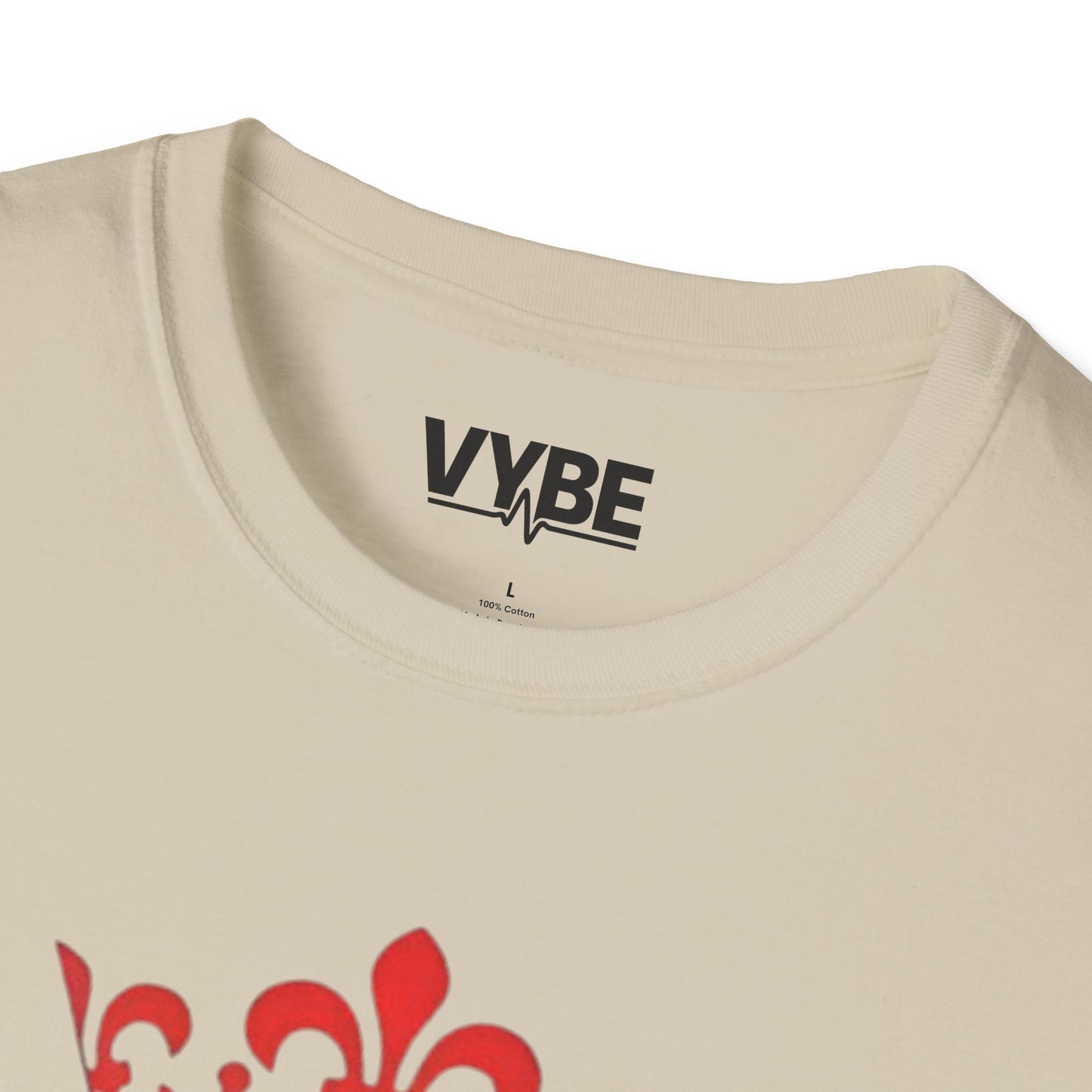 Queen Of Hearts T-Shirt - VYBE Shop