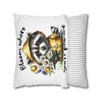 Whimsical Raccoon Pillowcase for Cozy Home Decor and Inspirational Bedroom Accent, Ideal Gift for Nature Lovers - VYBE Shop