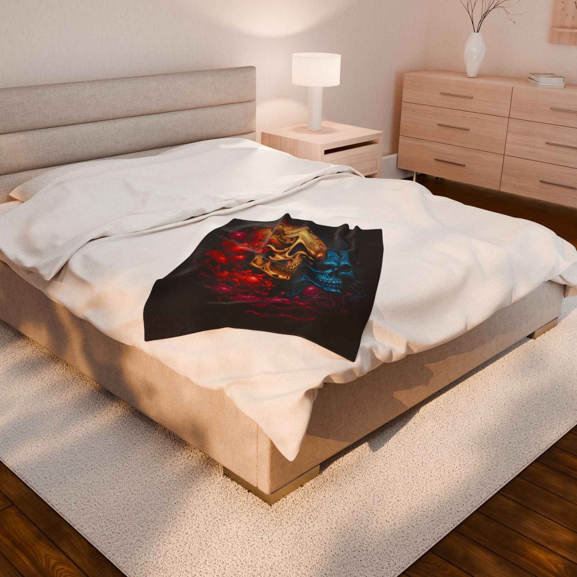 Skull Plush Blanket | Cozy Gothic Decor for Halloween and Home Throw