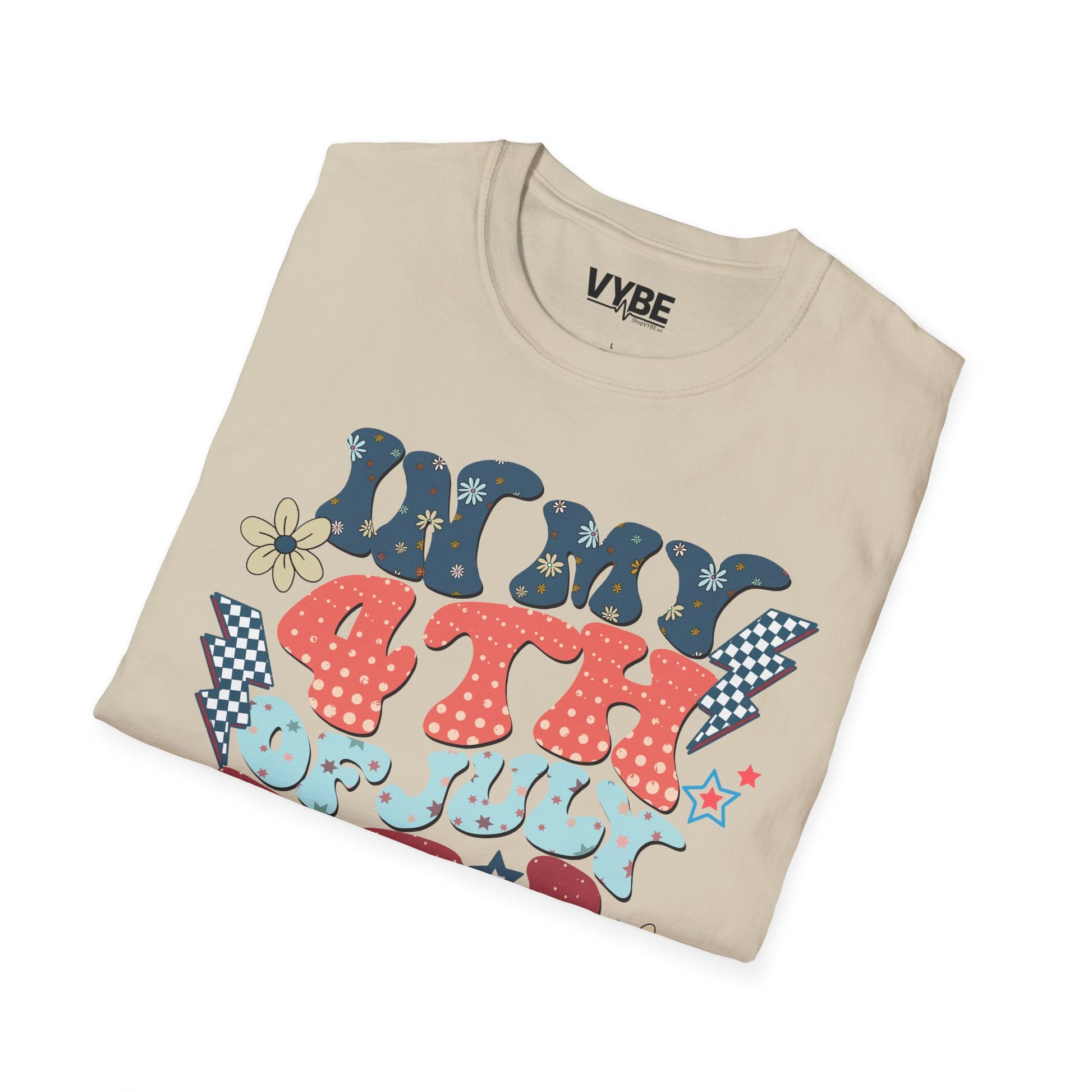 4th of July Retro T-Shirt - VYBE