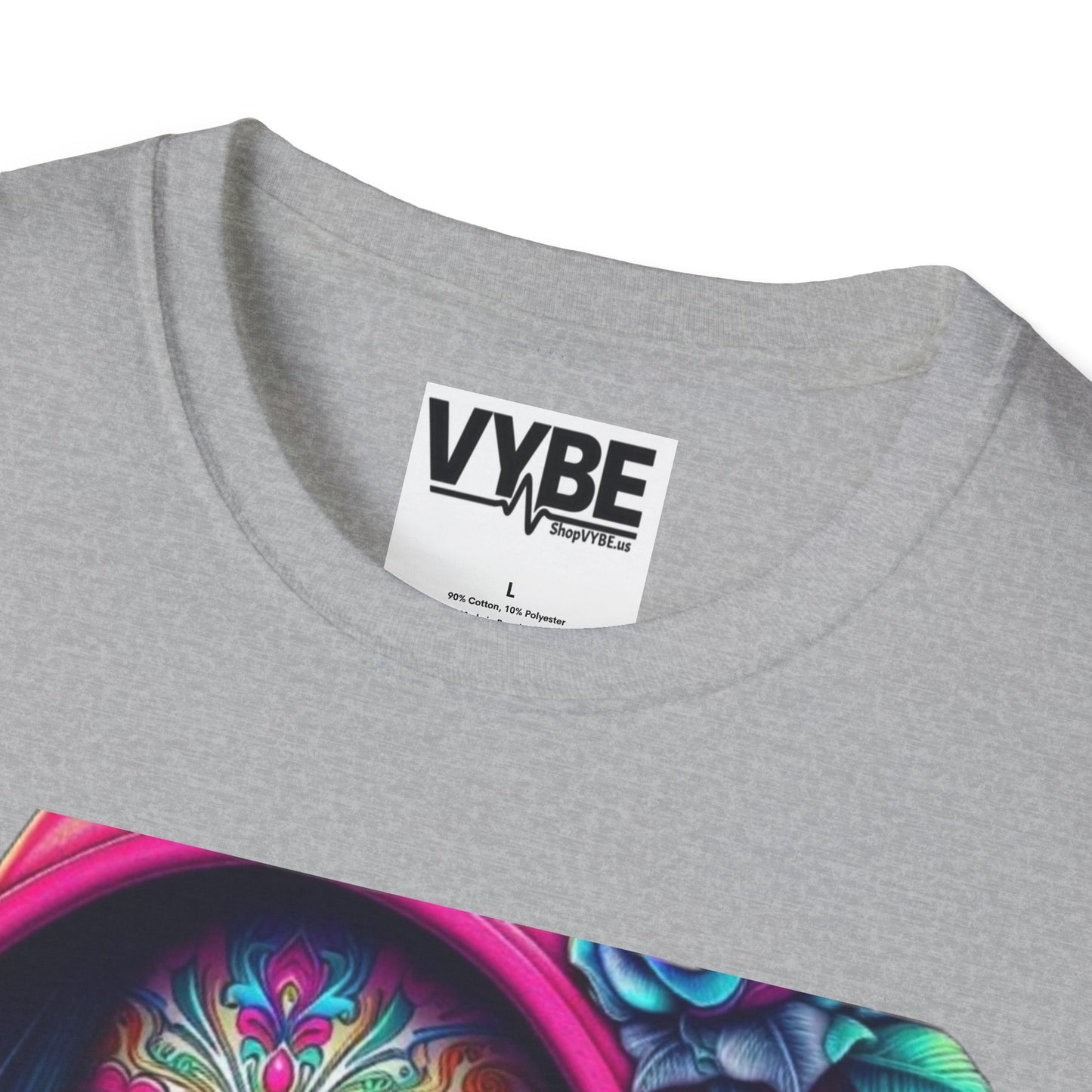 Vibrant Day of the Dead T-Shirt for Celebrating Life and Tradition