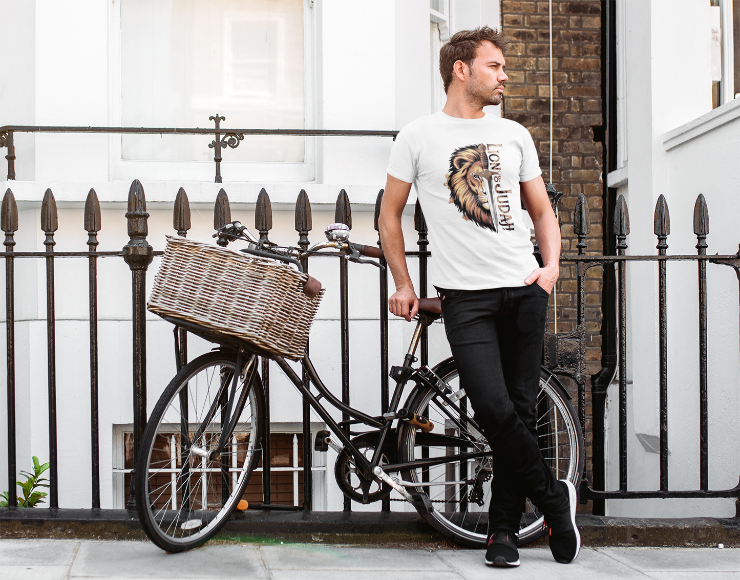 Religious- Lion of Judah T-Shirt - VYBE Shop
