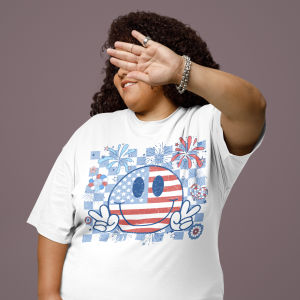 Peace Smile T-Shirt - VYBE