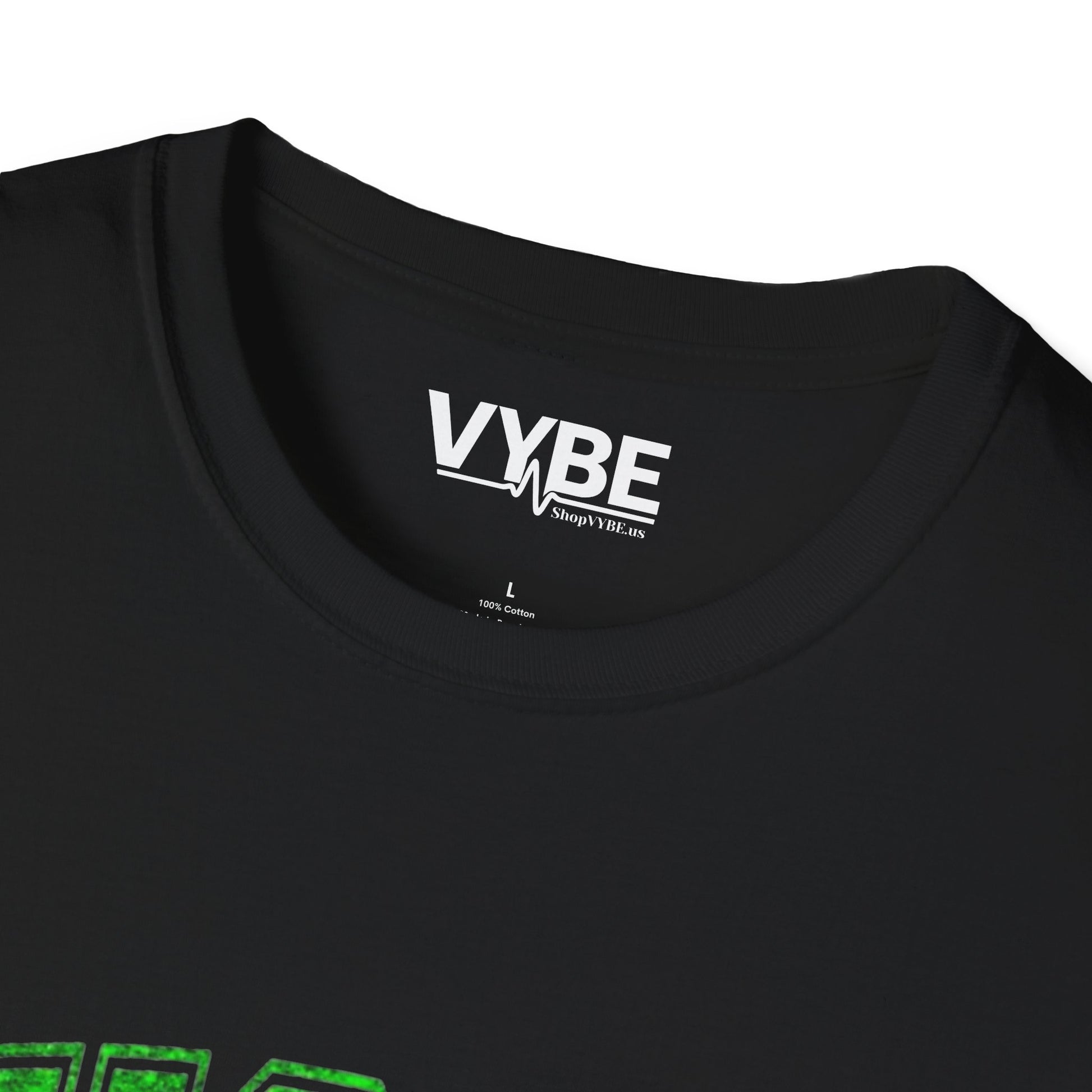 Lucky Shamrock T-Shirt - VYBE