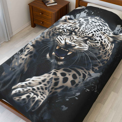Fierce Leopard Plush Blanket