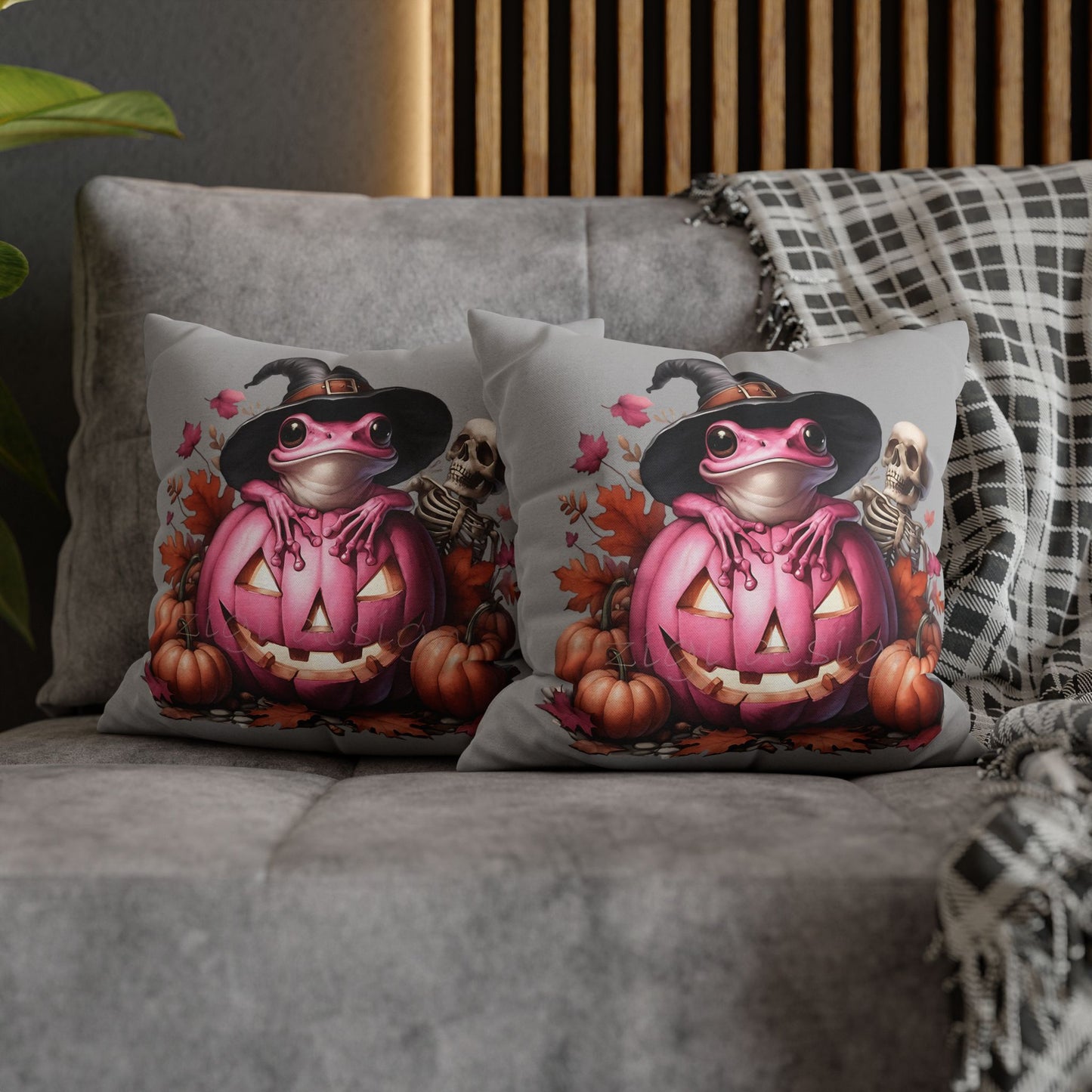 Halloween Frog Pillowcase – Spooky Home Decor for Cozy Autumn Accents and Witchy Gifts - VYBE Shop